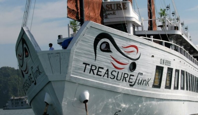 Du Thuyền Treasure Junk